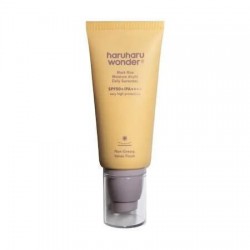 Haruharu Black Rice Moisture Airyfit Sunscreen Cream Face SPF50 50ml Haruharu Black Rice Moisture Airyfit Sunscreen Cream Face SPF50 50ml